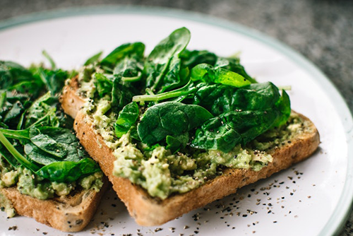 Bruschetta de espinafre